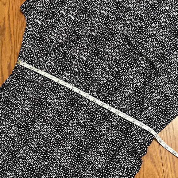 Vince Camuto women’s plus black white dot side ruched dress, stretch, size 2X - Picture 15 of 17